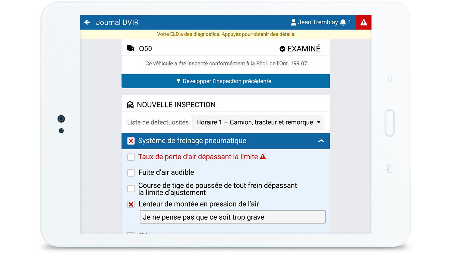 Tableau de bord DVIR sur MyGeotab Logiciel de rapport d'inspection des véhicules du conducteur (DVIR) sur une tablette blanche