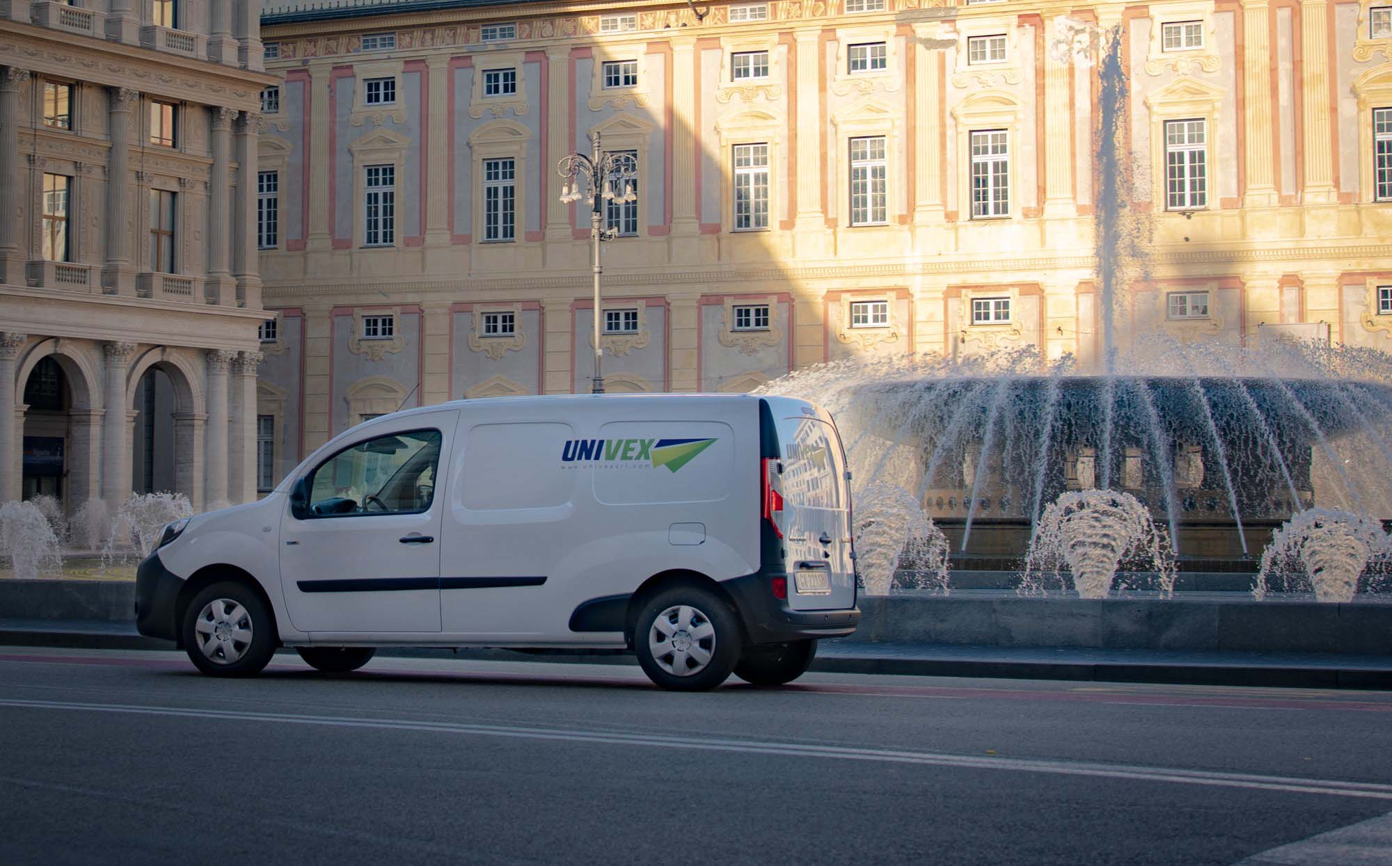 Furgone Univex in cittÃ