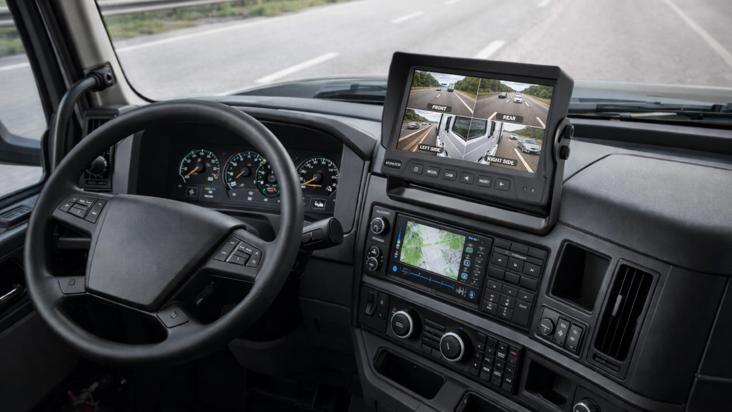 GO Focus Pro dashboard side camera preview with zero-latency monitor view