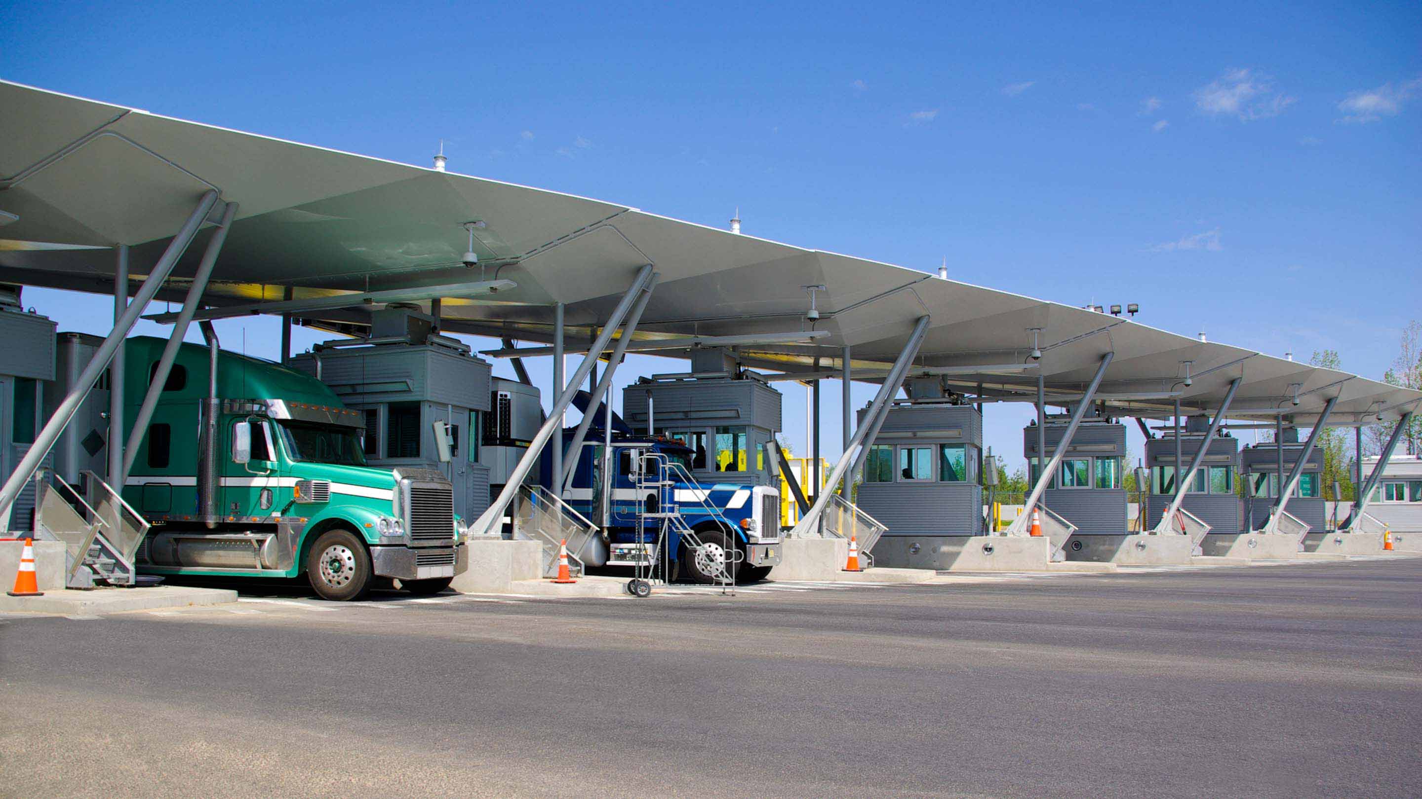 Trucks at the border crossing