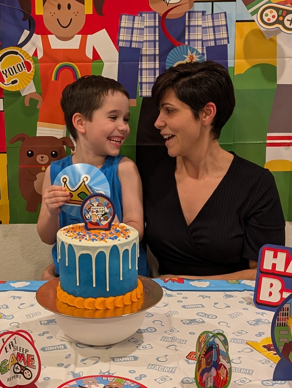 Image of Geotabber Daiane Noble and her son