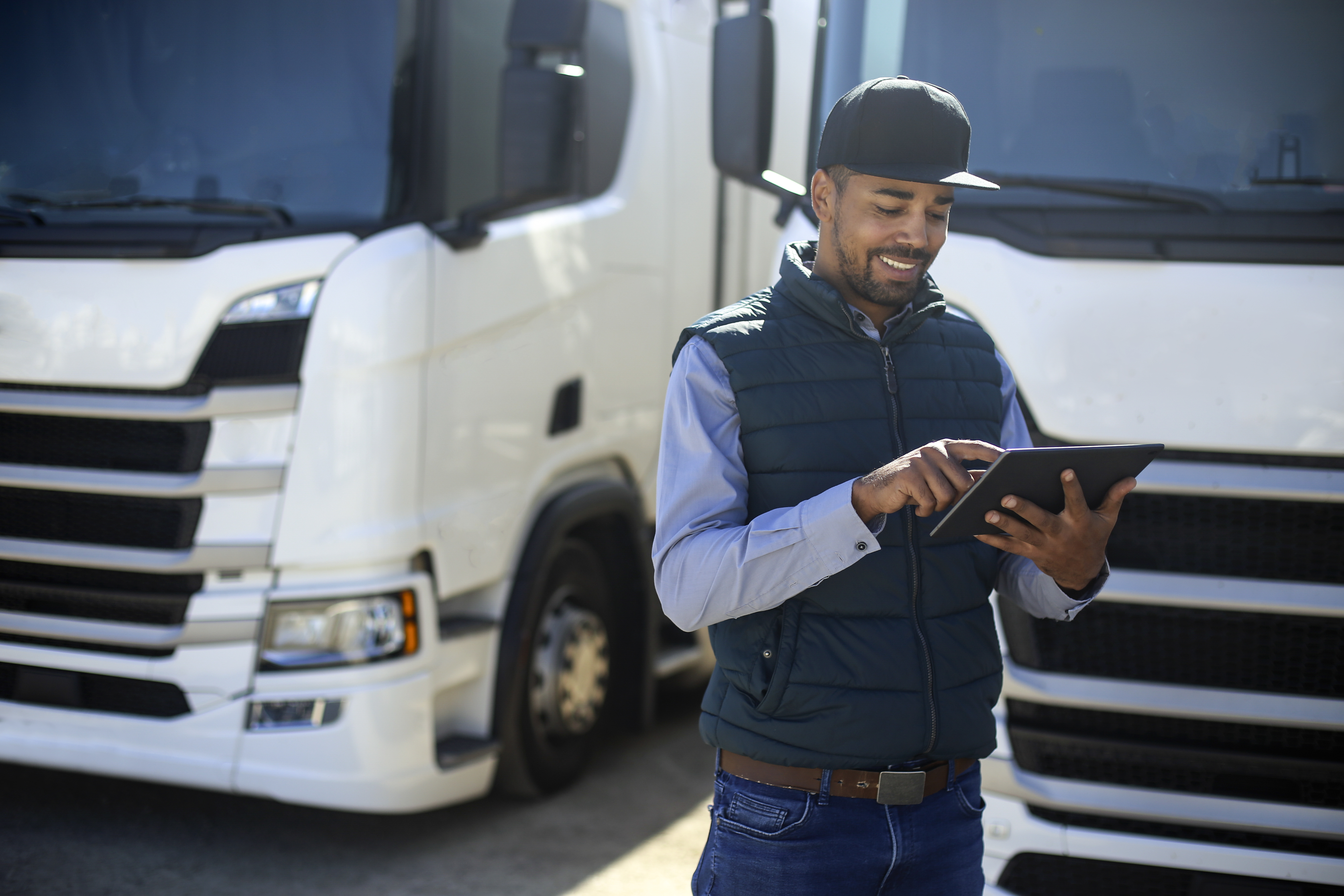 Drive looking at their score card