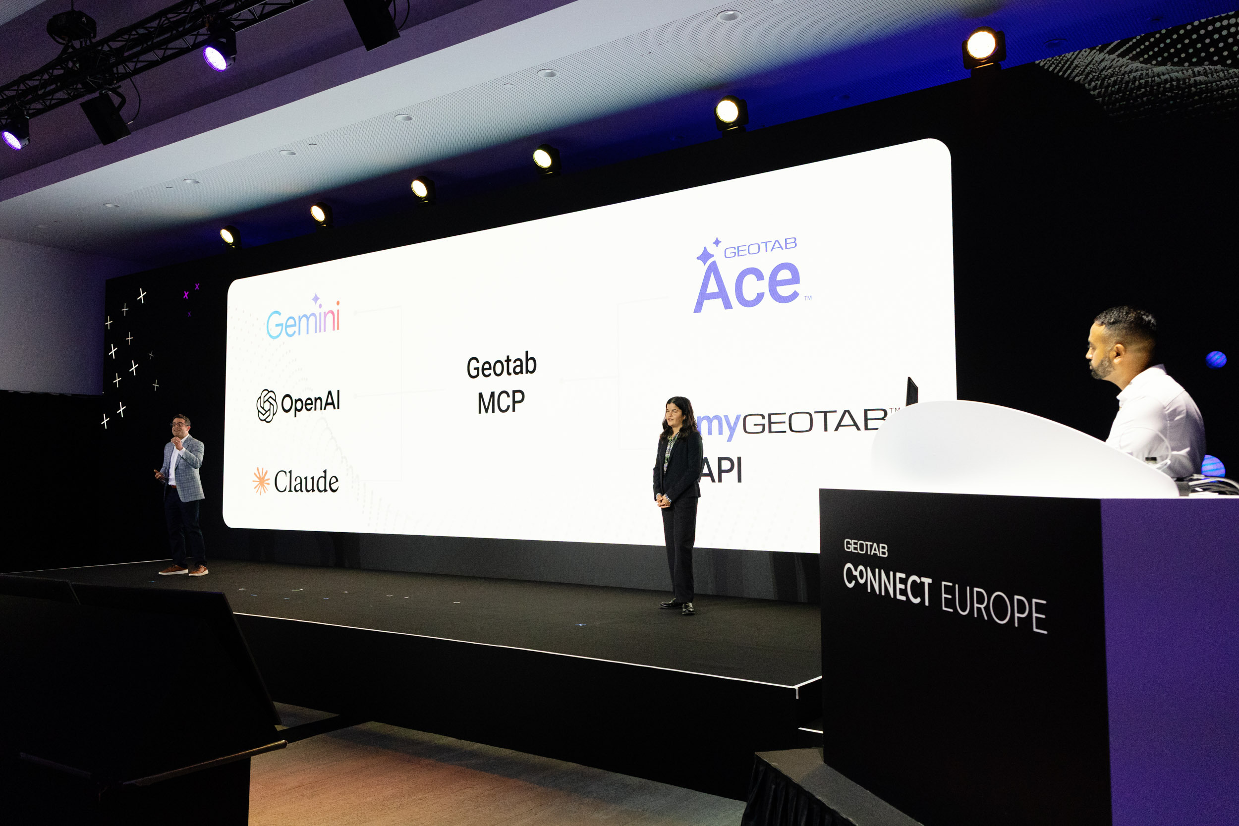 Mike Branch and Sabina Martin presenting Geotab MCP on stage
