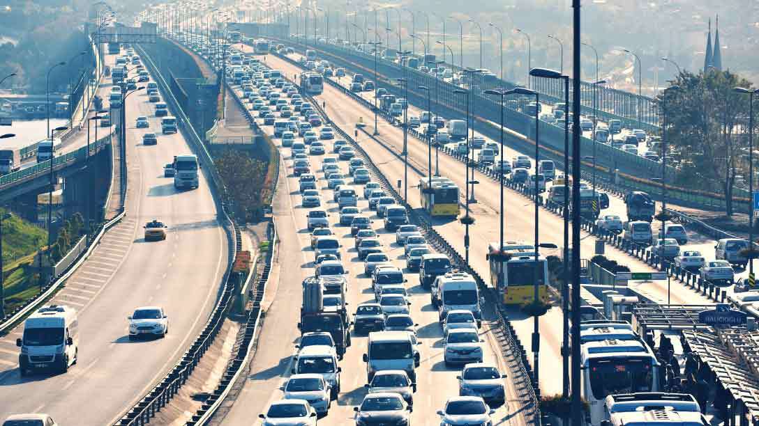 Tráfico en una autopista