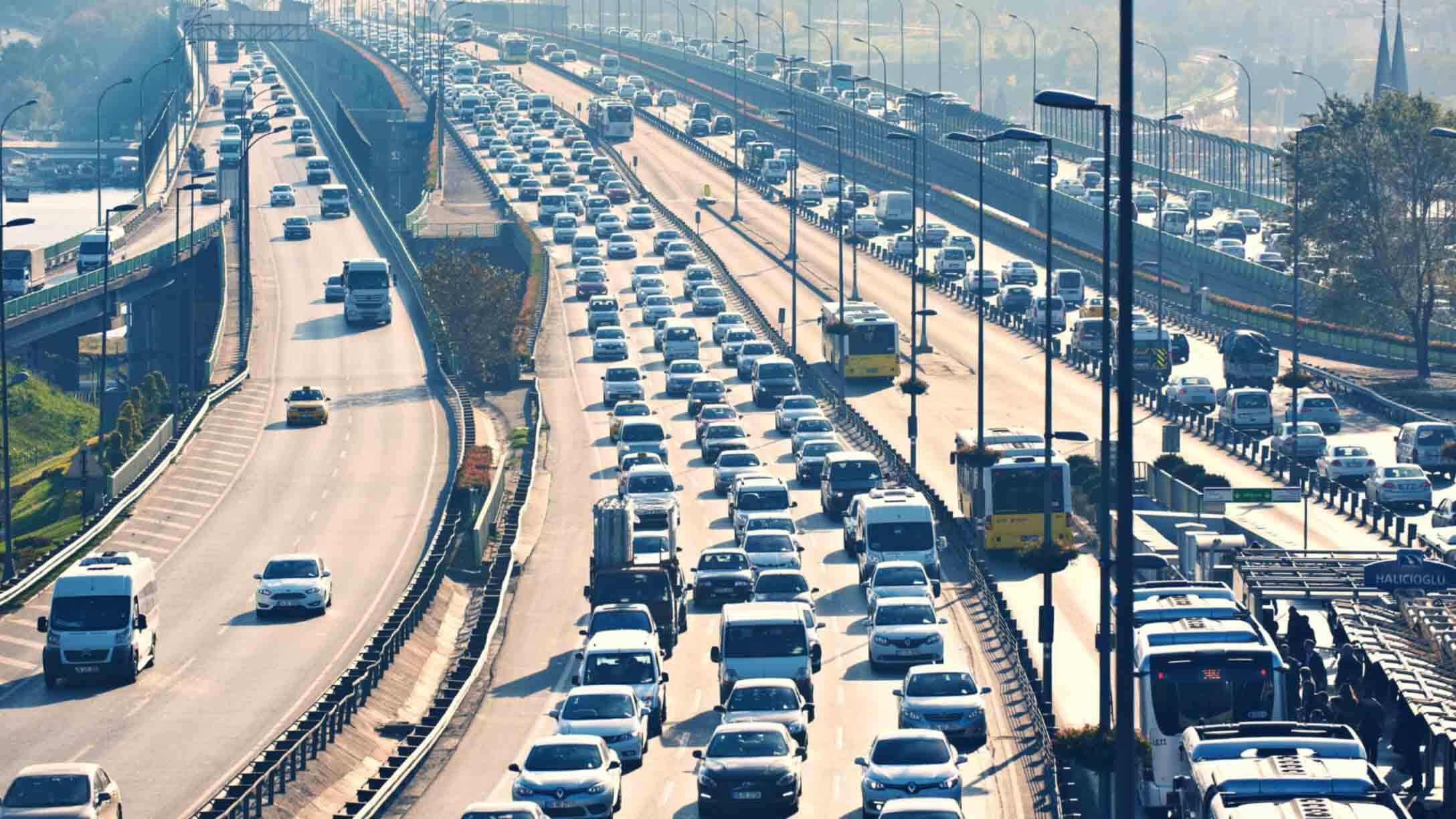 Tráfico en una autopista