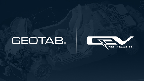 Logo de Geotab y tecnologías qev