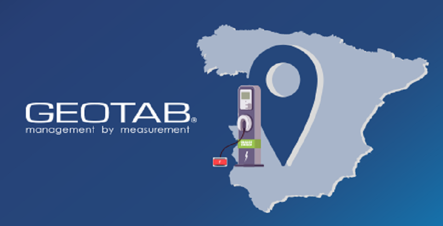 Mapa de españa con un símbolo de estación de carga de batería de vehículo eléctrico