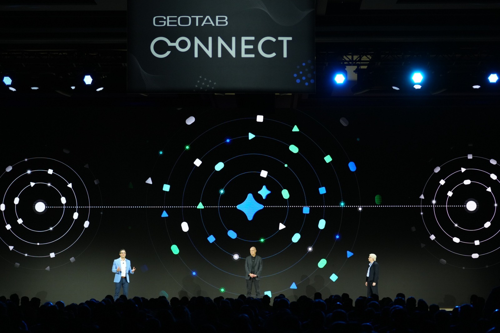 Geotab Connect 2026 mostra como dados e IA estão moldando o futuro do transporte conectado