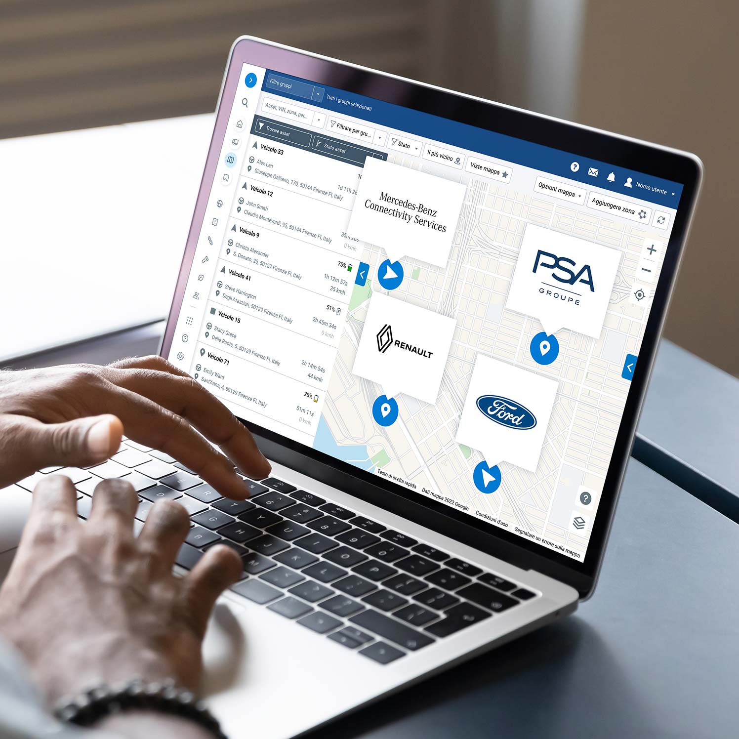 ui di mygeotab con diversi loghi oem