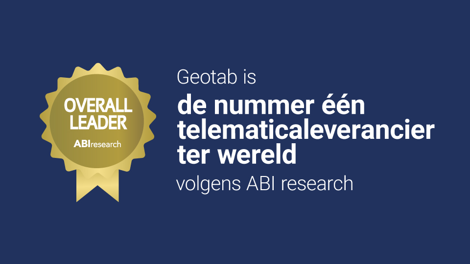 Een medaille met de woorden "Overall Leader" van ABI Research op een blauwe achtergrond.