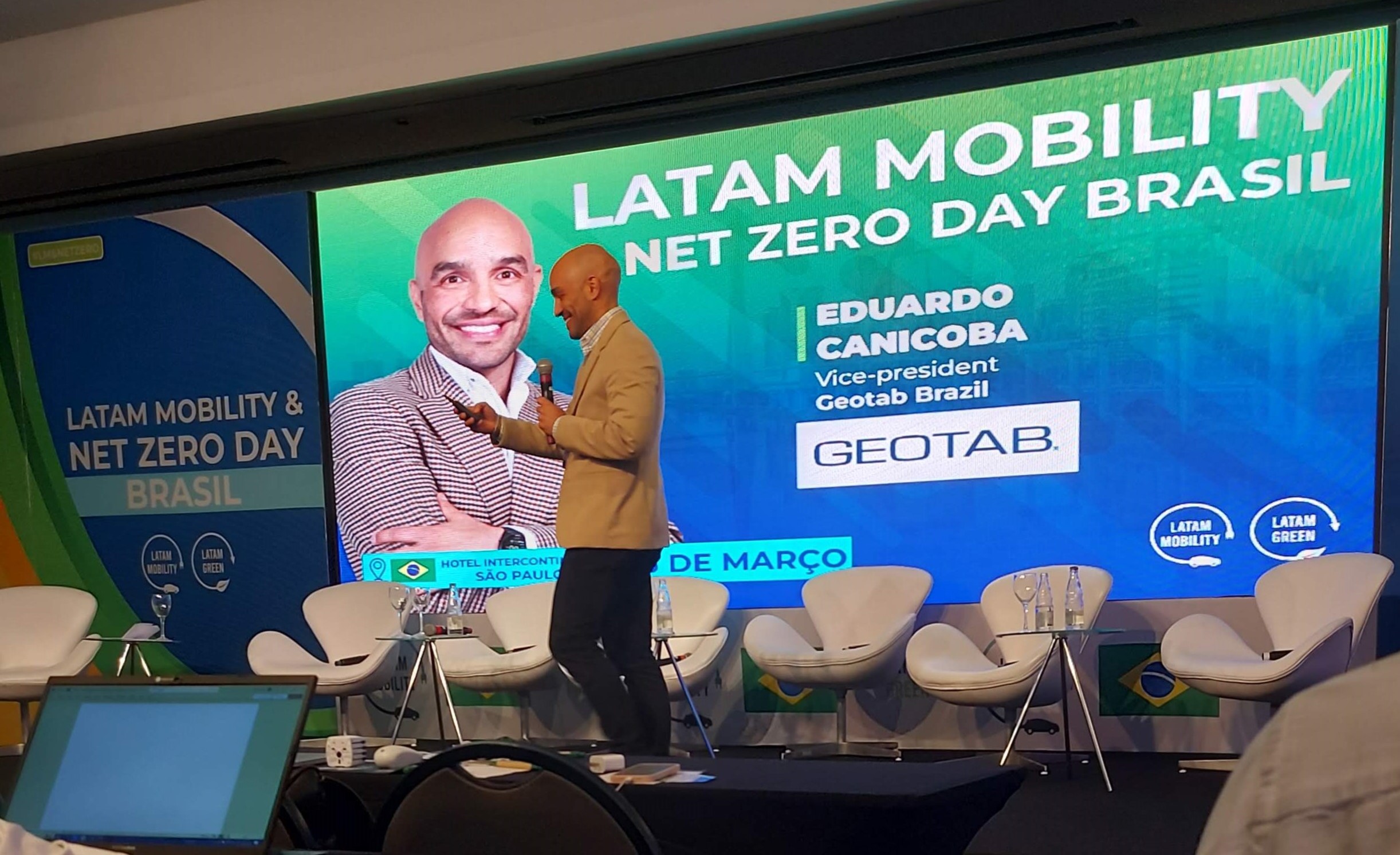 Equipe Geotab no evento