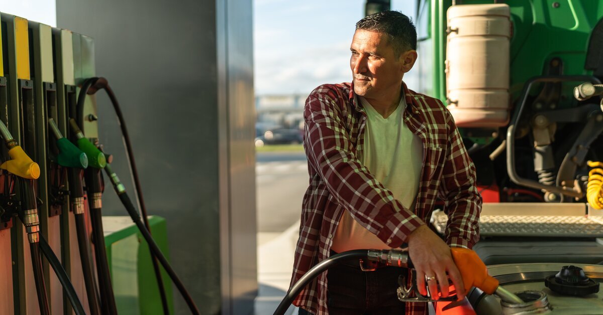 Descubra como a gestão de jornada do motorista reduz riscos operacionais e trabalhistas. Veja como a Geotab garante compliance e produtividade.