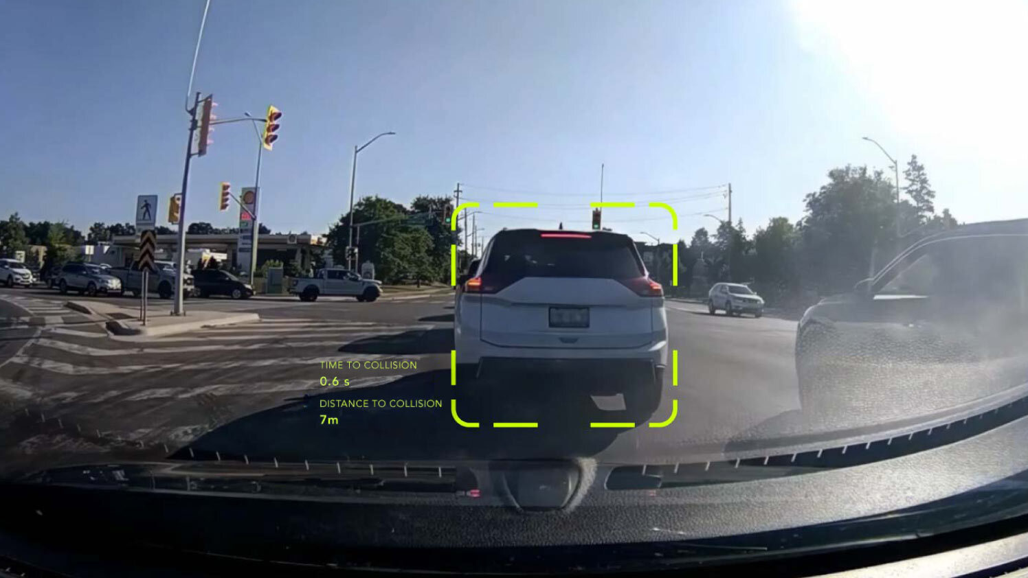 GO Focus Pro pre-collision warning