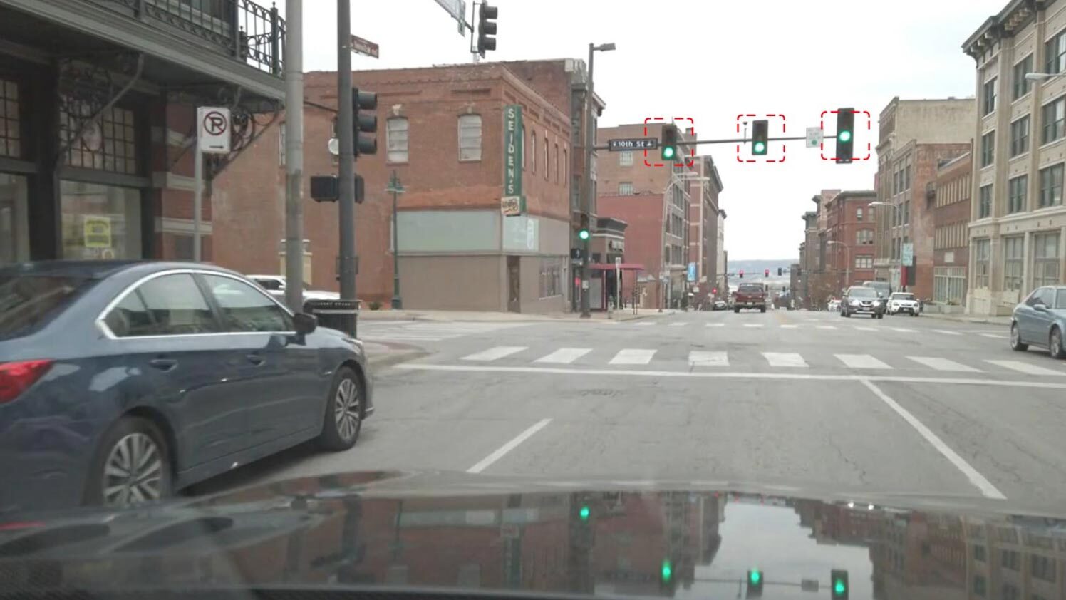 GO Focus Pro traffic light detection