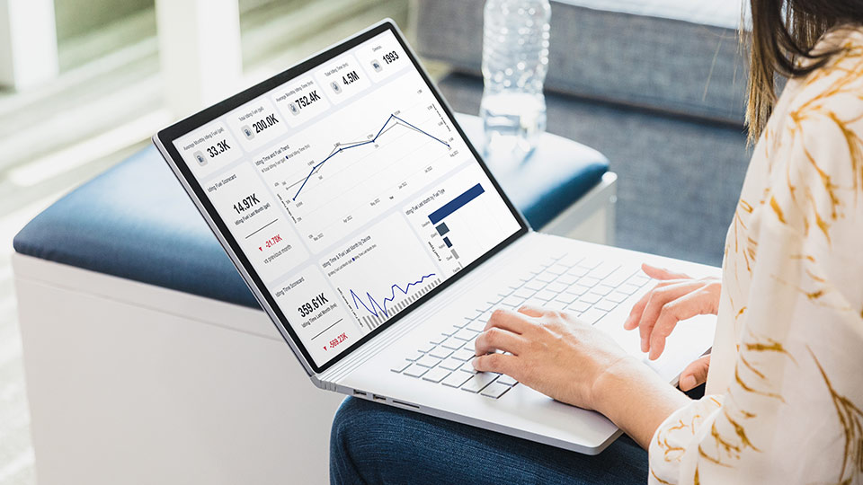 how to write a fleet management report geotab data connector image
