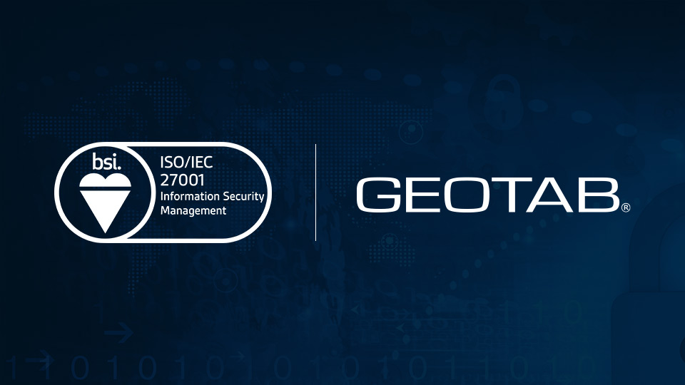 Geotab Logo neben dem ISO Standard Logo.