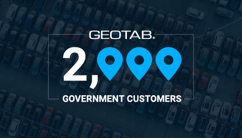 Geotab logo and 2000 government customers 