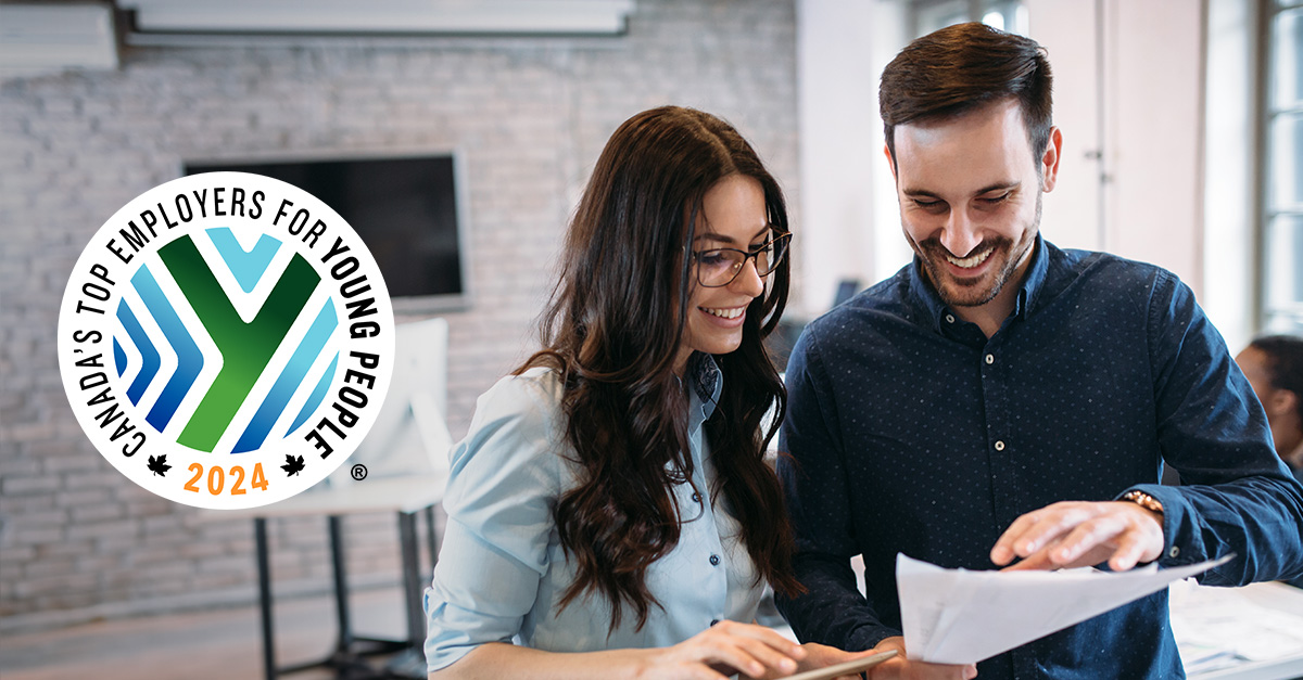 Geotab - Canada's Top Employers for Young People (2024) logo and image of two people looking at document