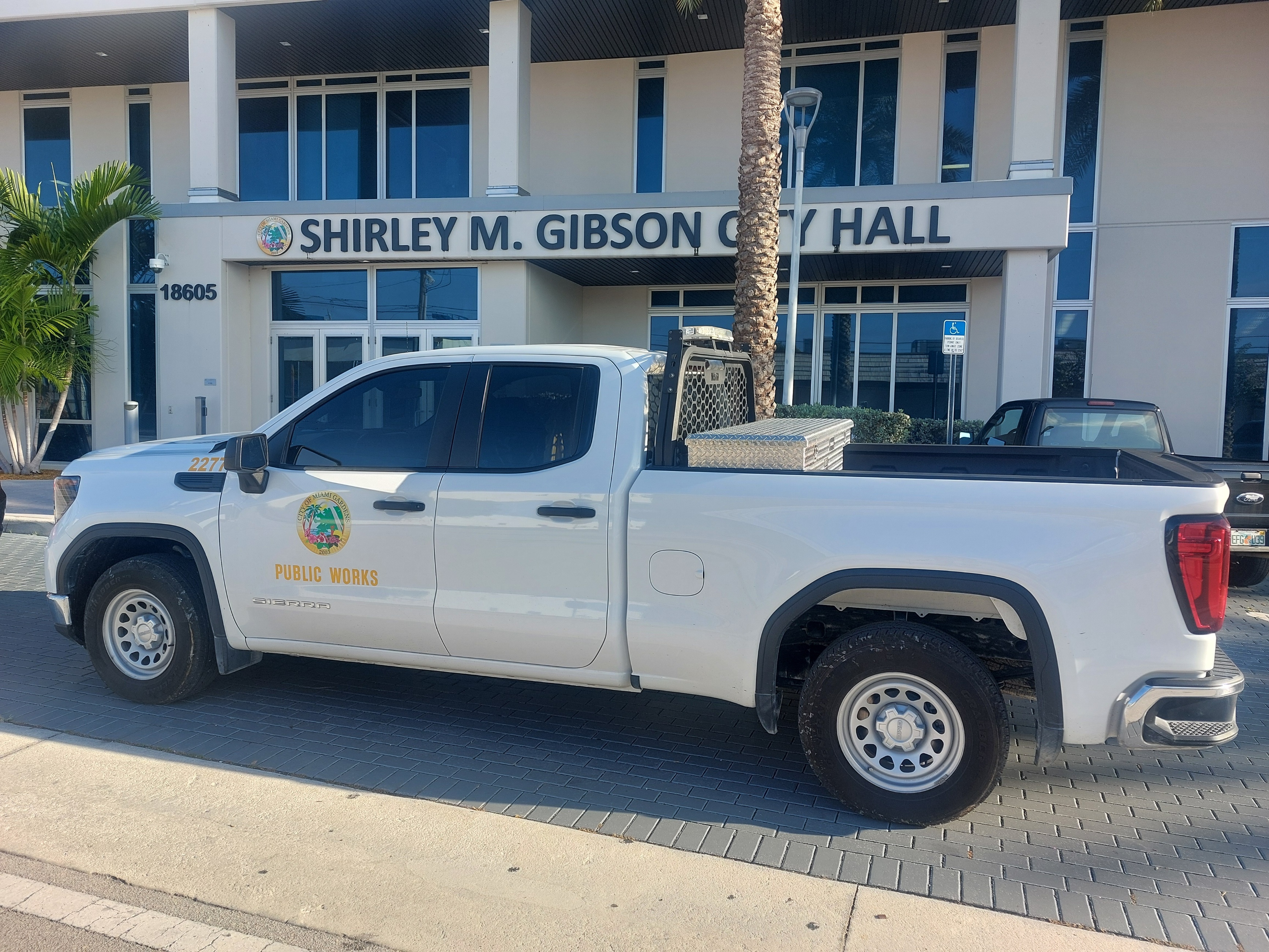 miami gardens pick up image