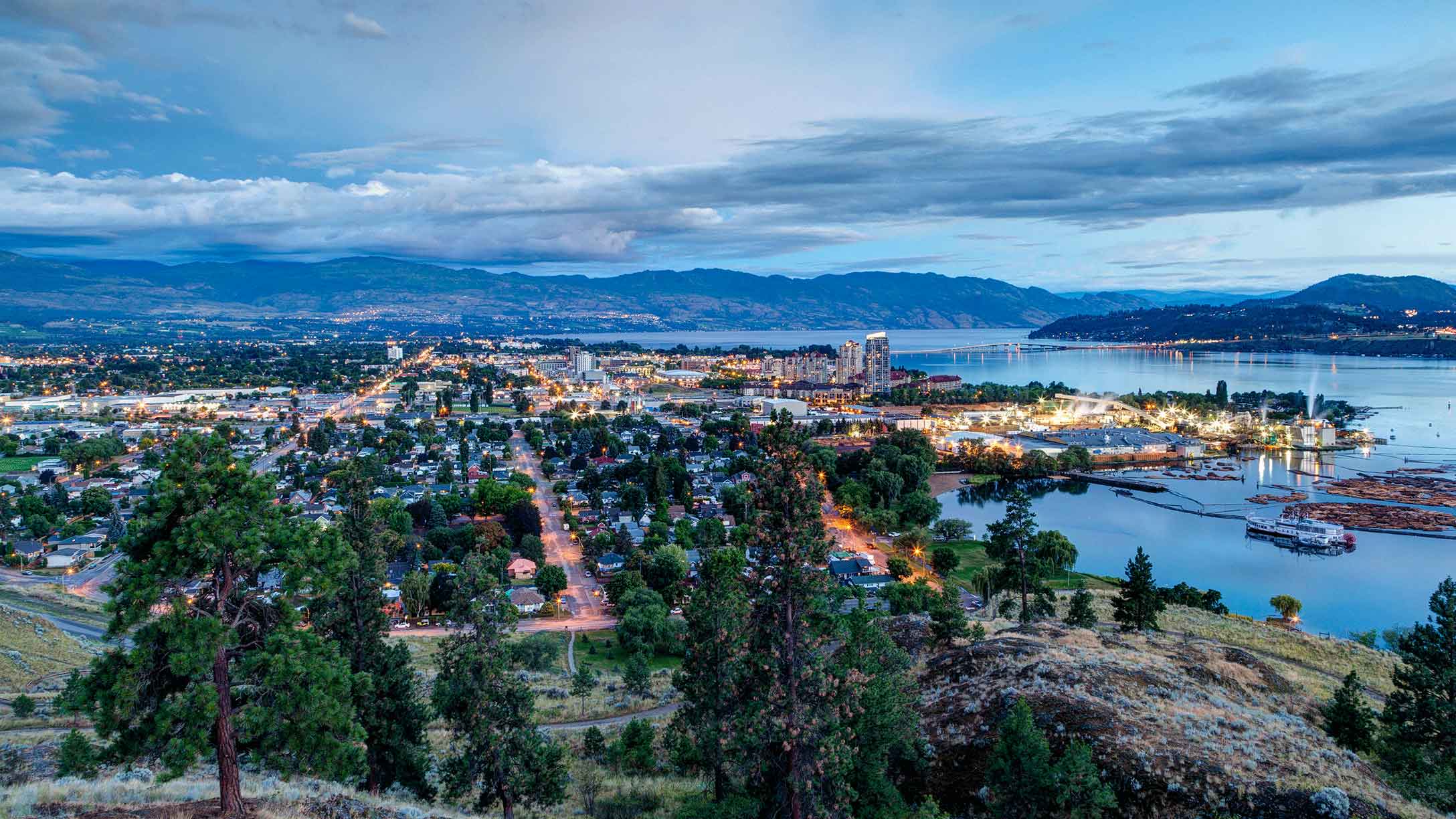 A picture of the city of Kelowna