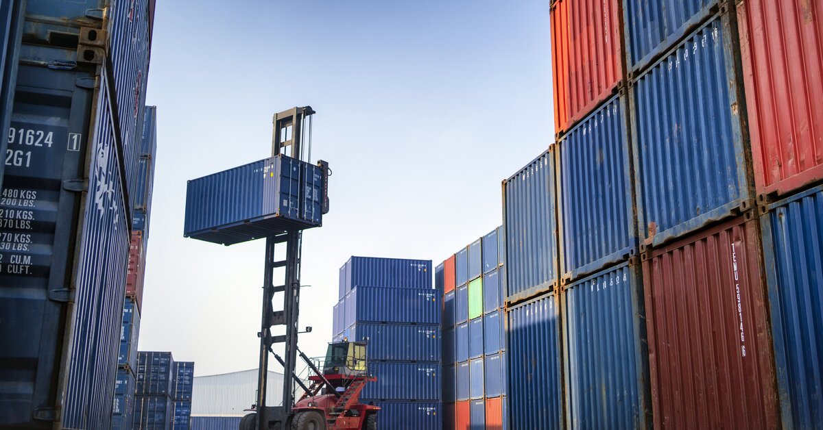 shipping containers in shipping yard